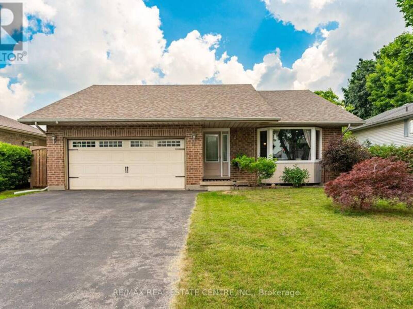 95 ALLEN STREET, Tillsonburg, Ontario N4G 4V8