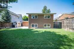 4 QUINCY CRESCENT | Toronto Ontario | Slide Image Forty-five