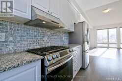 2501 LITTLEFIELD CRESCENT | Oakville Ontario | Slide Image Twelve