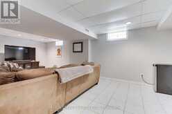 14 MCGEE CRESCENT | Aurora Ontario | Slide Image Thirty-three