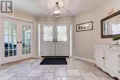 14 MCGEE CRESCENT | Aurora Ontario | Slide Image Three