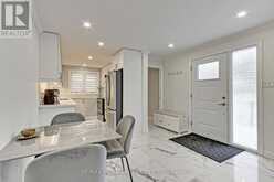 13 PATRICK DRIVE | Aurora Ontario | Slide Image Sixteen