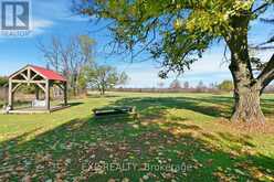 9043 RIDGE ROAD | Niagara Falls Ontario | Slide Image Forty-five