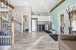 9043 RIDGE ROAD | Niagara Falls Ontario | Slide Image Seven
