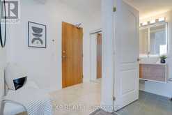 1404 - 60 DISERA DRIVE | Vaughan Ontario | Slide Image Three
