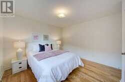 8 BROOKLYN CRESCENT | Markham Ontario | Slide Image Thirty-one
