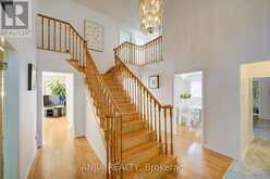 8 BROOKLYN CRESCENT | Markham Ontario | Slide Image Three