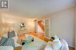 8 BROOKLYN CRESCENT | Markham Ontario | Slide Image Seven