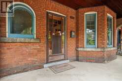33 SAINT CLAIR AVENUE | Hamilton Ontario | Slide Image Five