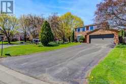 230 LANCASTER AVENUE | Newmarket Ontario | Slide Image Two