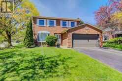 230 LANCASTER AVENUE | Newmarket Ontario | Slide Image Three