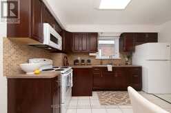 2 MIDHOLM DRIVE | Toronto Ontario | Slide Image Sixteen