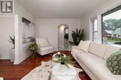 2 MIDHOLM DRIVE | Toronto Ontario | Slide Image Nine
