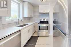 22 NASH DRIVE | Toronto Ontario | Slide Image Fourteen