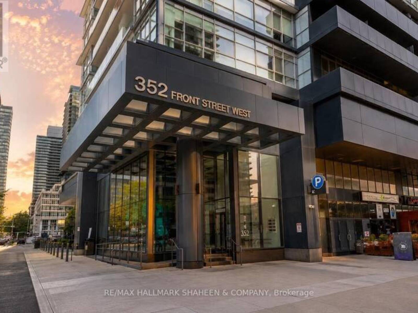 1815 - 352 FRONT STREET W, Toronto, Ontario M5V 1B5