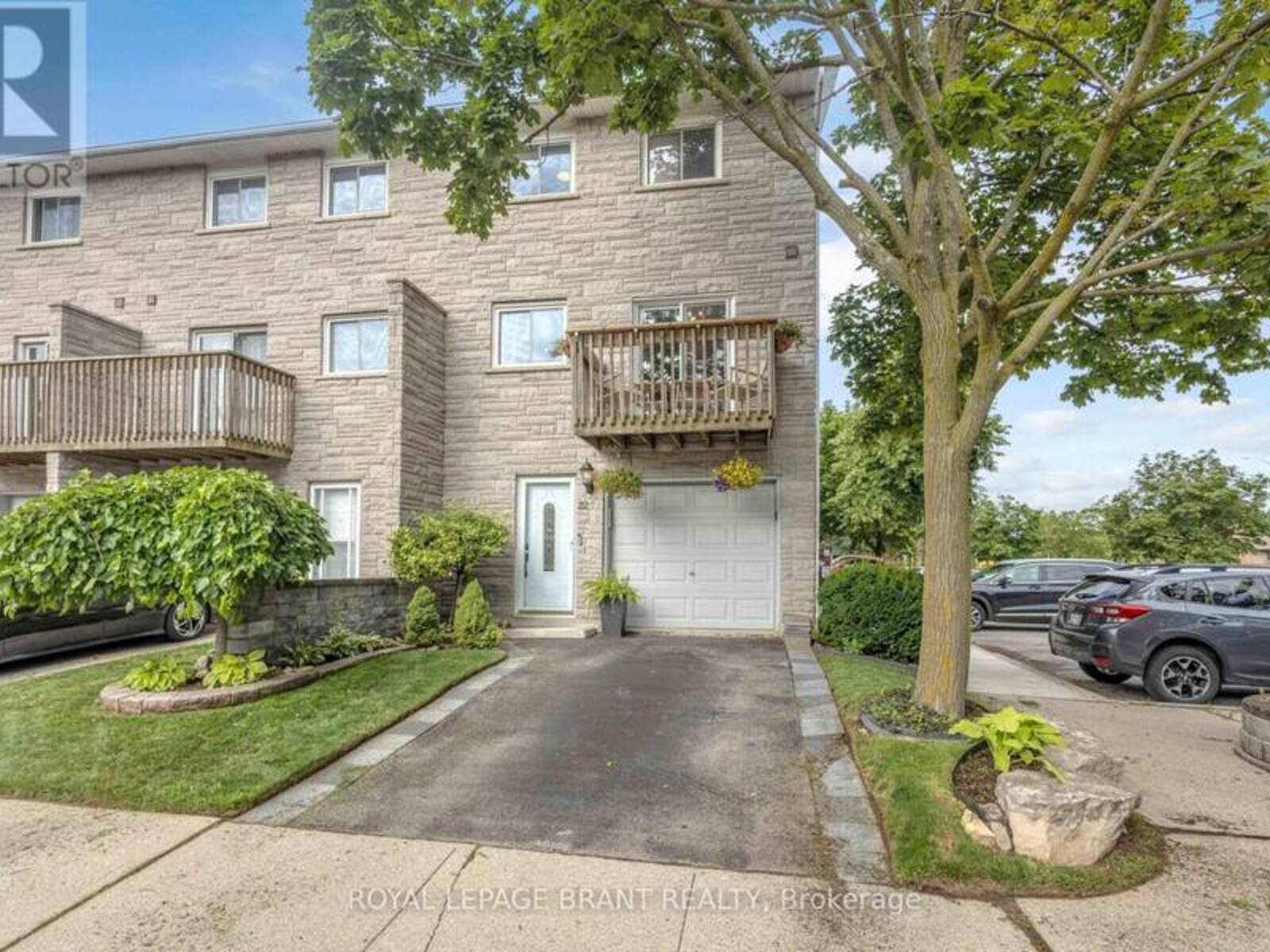 22 - 1155 PARAMOUNT DRIVE, Hamilton, Ontario L8J 2N4