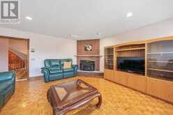 48 WELDRICK ROAD W | Richmond Hill Ontario | Slide Image Thirteen