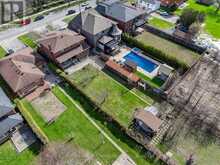 48 WELDRICK ROAD W | Richmond Hill Ontario | Slide Image Thirty-six