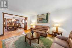 48 WELDRICK ROAD W | Richmond Hill Ontario | Slide Image Six