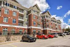 107 - 40 HORSESHOE BOULEVARD | Barrie Ontario | Slide Image Two