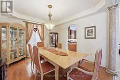 12 PARISIAN CRESCENT | Barrie Ontario | Slide Image Thirteen