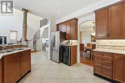 12 PARISIAN CRESCENT | Barrie Ontario | Slide Image Eight