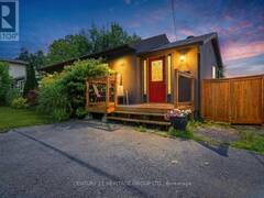 143 SILAS BOULEVARD Georgina Ontario, L4P 2K2