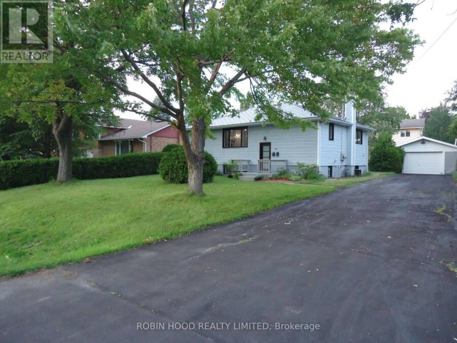 A&B - 35 TAUVETTE STREET, Ottawa, Ontario K1B 3A1