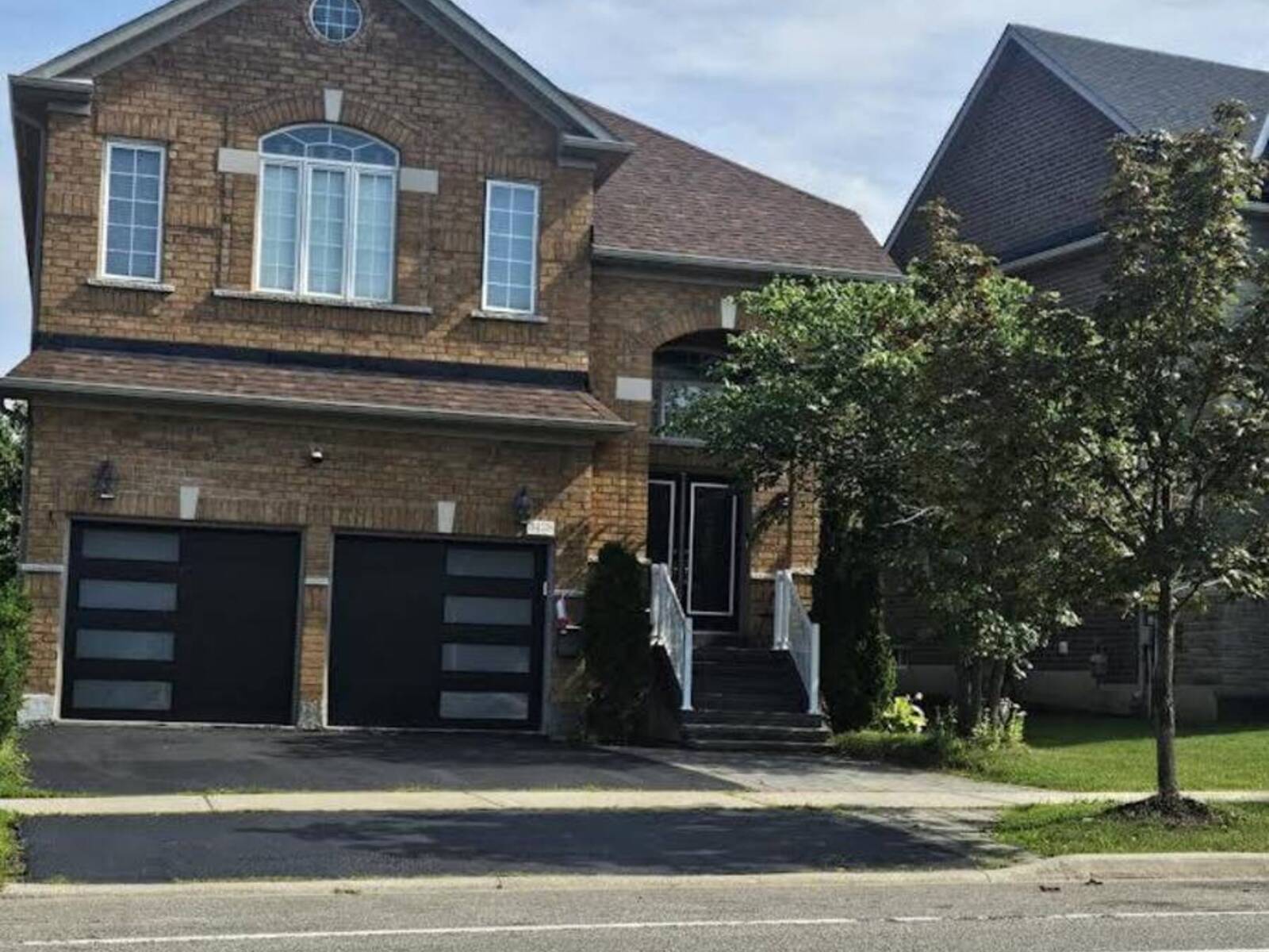 3428 ERIN CENTRE BOULEVARD, Mississauga, Ontario L5M 8C2