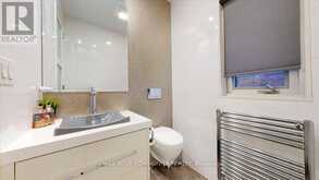 64 AVIEMORE DRIVE | Toronto Ontario | Slide Image Eighteen