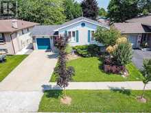 10 LATZER CRESCENT | Brantford Ontario | Slide Image Two