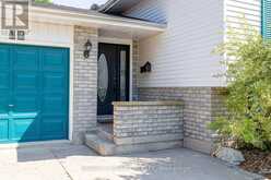 10 LATZER CRESCENT | Brantford Ontario | Slide Image Eight