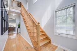 2 HORN STREET | Whitchurch-Stouffville Ontario | Slide Image Eleven