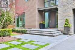1102 CRESTVIEW STREET | Oakville Ontario | Slide Image Four