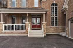113 RUGMAN CRESCENT | Springwater Ontario | Slide Image Two