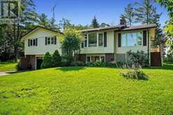 35 CROWE BAY HEIGHTS | Campbellford Ontario | Slide Image Three