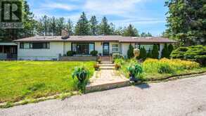 4680 PENETANGUISHENE ROAD | Springwater Ontario | Slide Image One