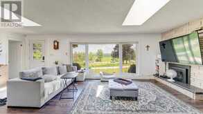 4680 PENETANGUISHENE ROAD | Springwater Ontario | Slide Image Nine