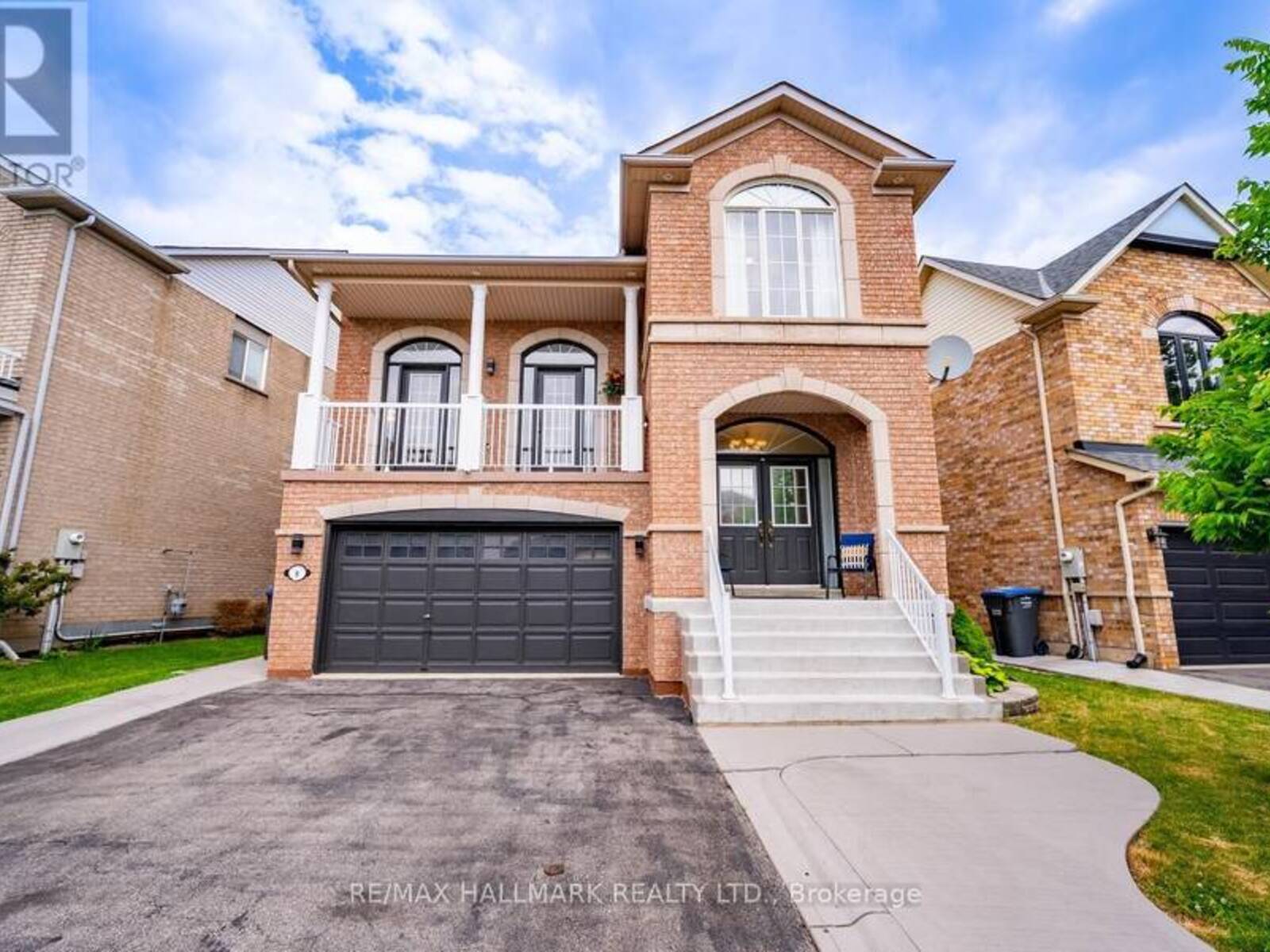9 FLATBUSH LANE, Brampton, Ontario L7A 2R6