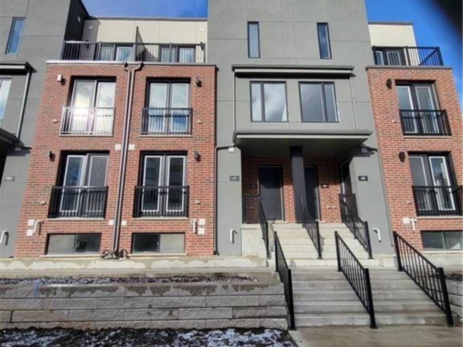 41 - 99 ROGERS STREET, Waterloo, Ontario N2J 1A4