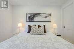 7 COSSAR DRIVE | Aurora Ontario | Slide Image Nineteen