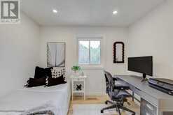 7 COSSAR DRIVE | Aurora Ontario | Slide Image Twenty-seven