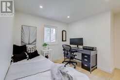 7 COSSAR DRIVE | Aurora Ontario | Slide Image Twenty-eight