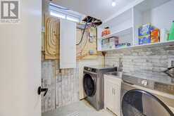 7 COSSAR DRIVE | Aurora Ontario | Slide Image Forty-six