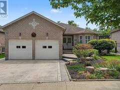 136 JOHNSTON AVENUE Cambridge Ontario, N3C 4P4