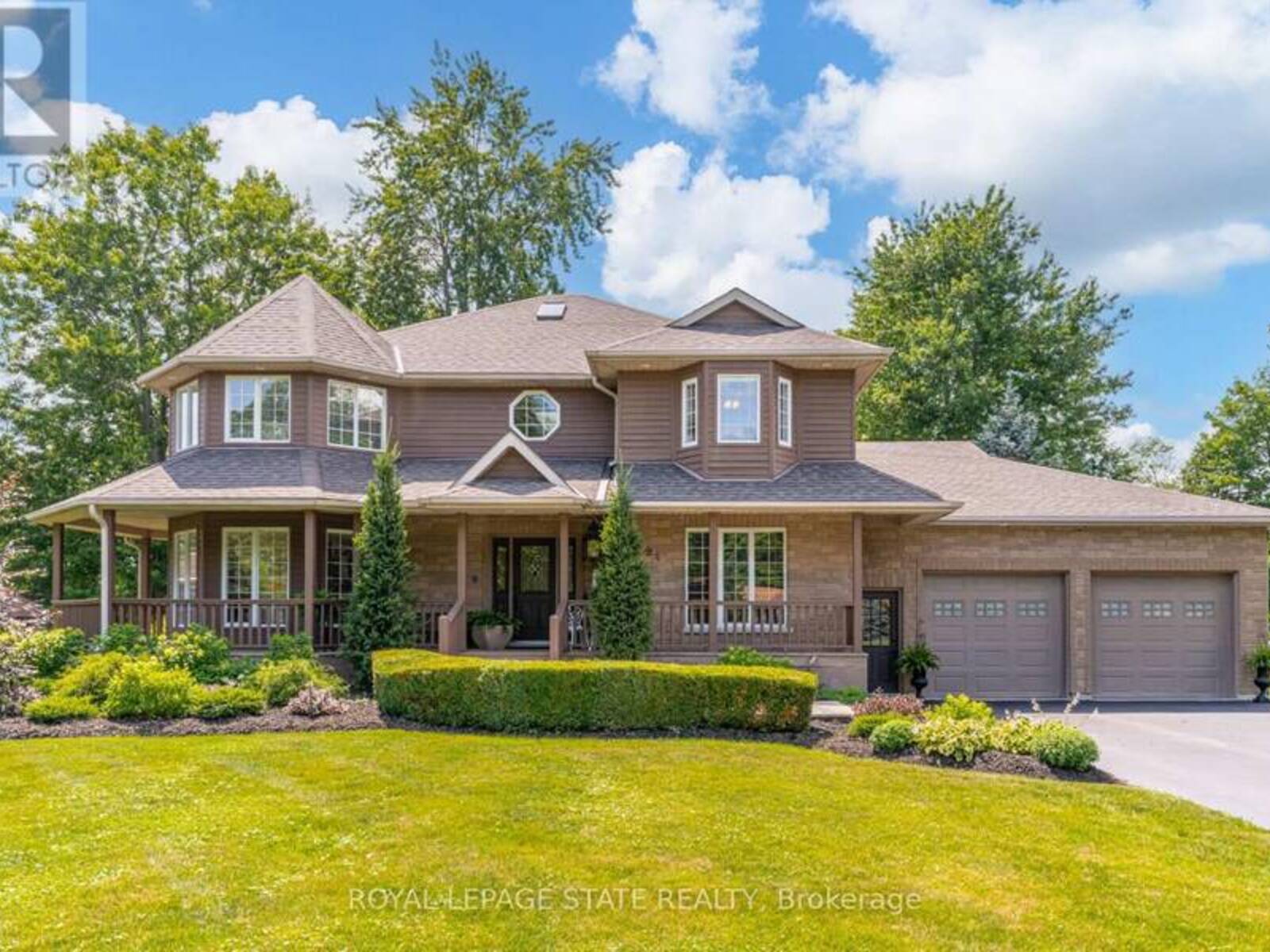 994 COURTLAND DRIVE, Ancaster, Ontario L9G 3L1