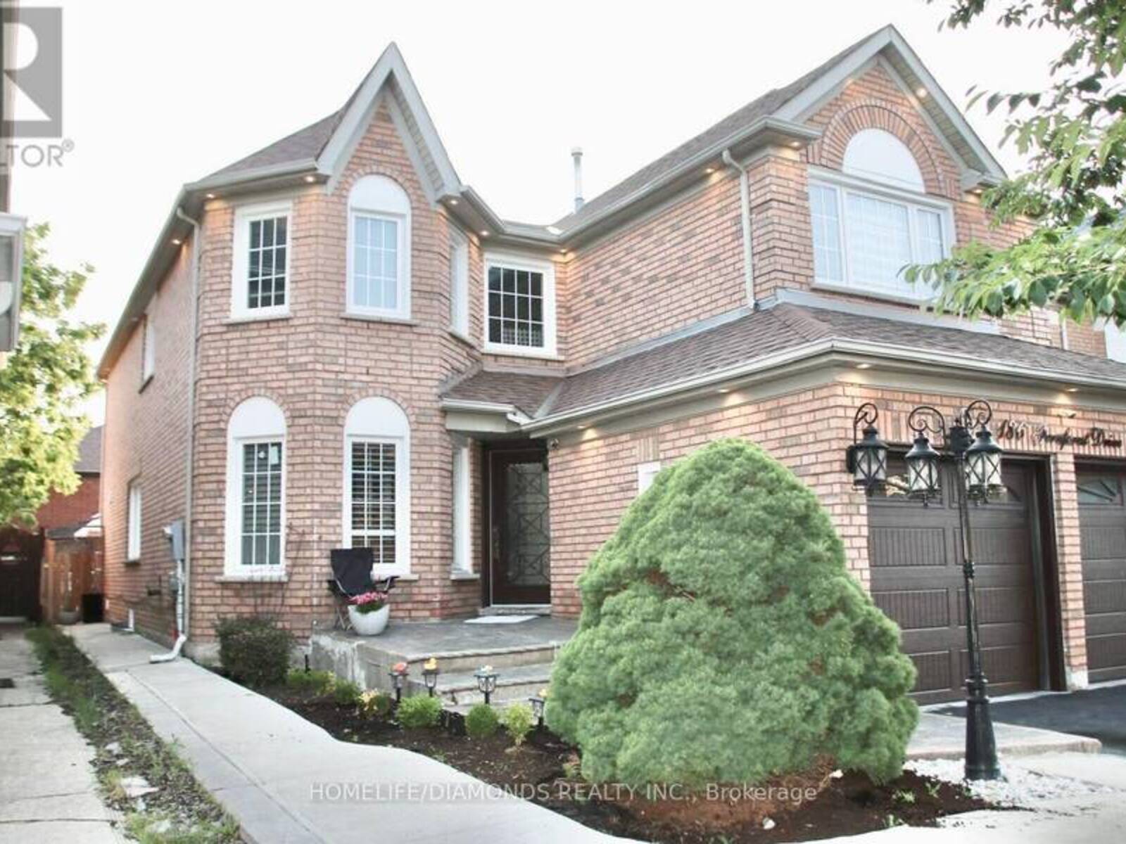 186 FERNFOREST DRIVE, Brampton, Ontario L6R 1T7