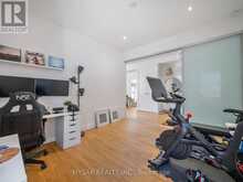 427 CRAWFORD STREET | Toronto Ontario | Slide Image Thirteen