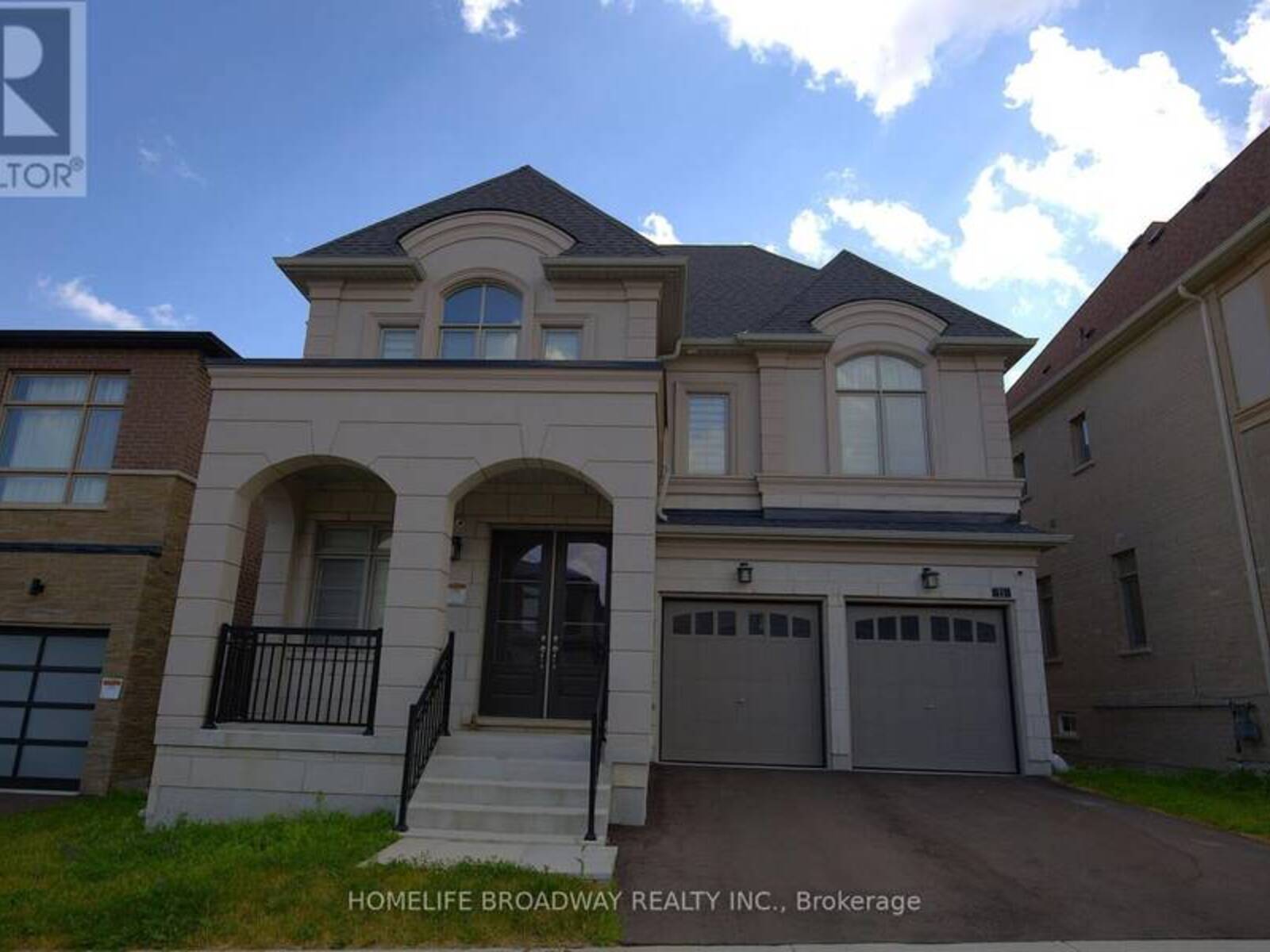 11 DAVID DUNLAP BOULEVARD, Richmond Hill, Ontario L4C 4V7