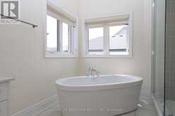 11 DAVID DUNLAP BOULEVARD | Richmond Hill Ontario | Slide Image Seventeen